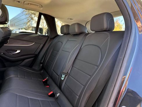 Used 2021 Mercedes-Benz GLC 300 image 14
