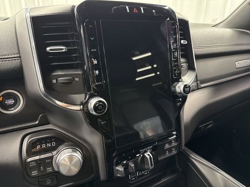 Used 2024 RAM 1500 Laramie AWD/4WD image 24