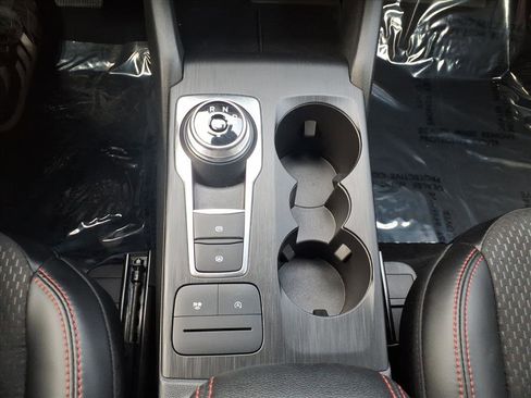 Used 2025 Ford Escape ST-Line FWD image 14