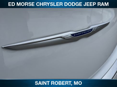 Used 2018 Chrysler 300 Limited w/ Safetytec Plus Group AWD/4WD image 10