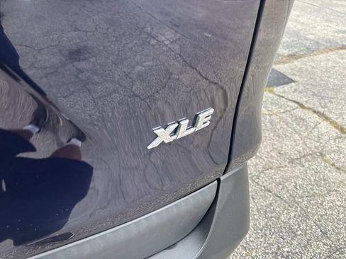 Used 2023 Toyota RAV4 XLE image 6