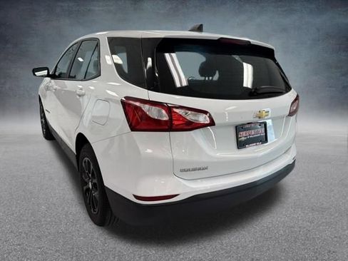 Used 2020 Chevrolet Equinox LS FWD image 8
