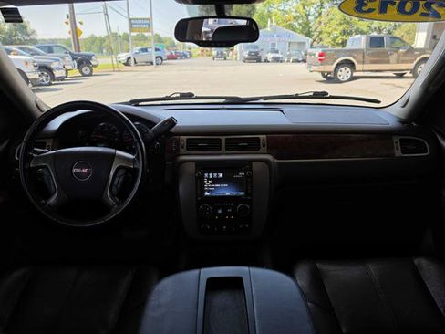 Used 2013 GMC Yukon SLT AWD/4WD image 19