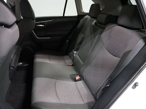 Certified 2025 Toyota RAV4 XLE FWD image 29