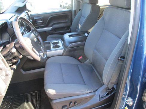 Used 2018 Chevrolet Silverado 1500 LT w/ All Star Edition image 29