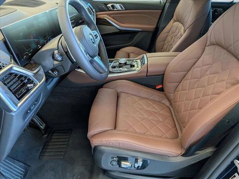 New 2026 BMW X5 xDrive50e w/ Executive Package image 4