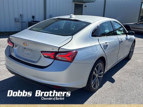 Used 2021 Chevrolet Malibu LT image 4