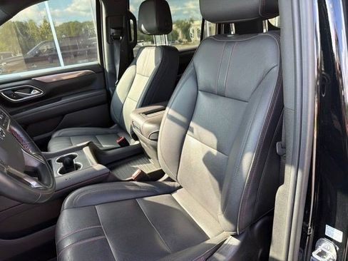 Used 2023 Chevrolet Suburban RST w/ Sport Performance Package AWD/4WD image 13