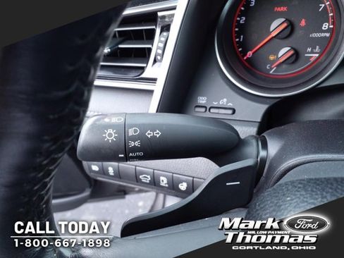 Used 2022 Toyota Camry XSE image 11