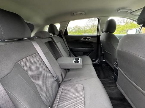 Used 2024 Kia Sportage LX FWD image 26