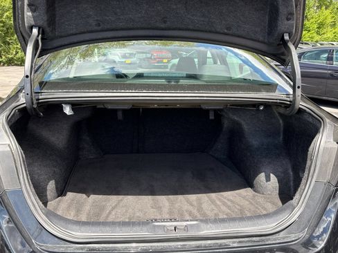 Used 2025 Nissan Altima 2.5 SV FWD image 27