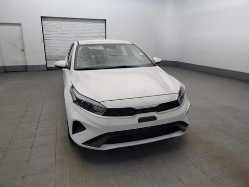 Used 2024 Kia Forte LXS image 14