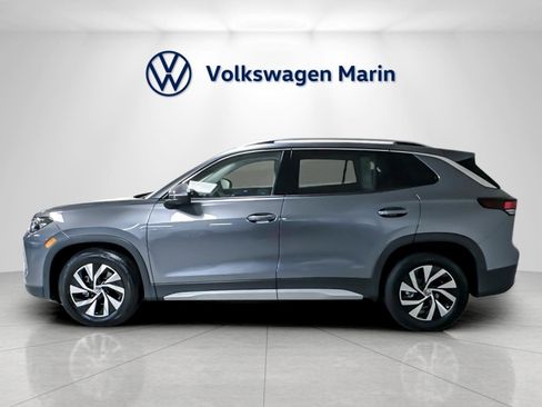 New 2026 Volkswagen Tiguan S image 2