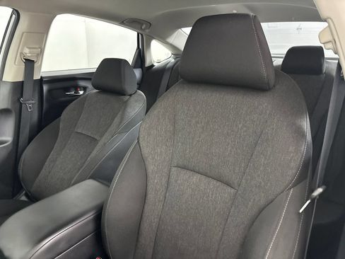 Used 2023 Honda Accord EX image 10