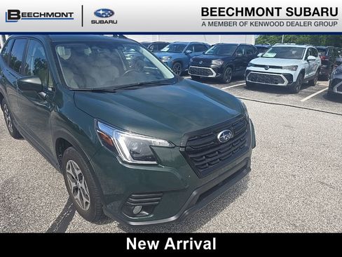 Used 2023 Subaru Forester Premium AWD/4WD image 1