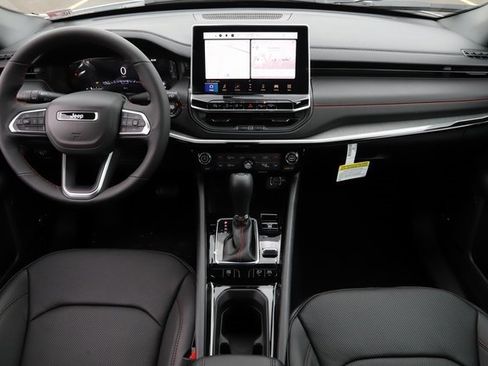 New 2023 Jeep Compass Trailhawk w/ Trailhawk Elite Group image 18