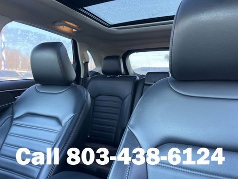 Used 2020 Ford Edge SEL w/ Convenience Package image 24