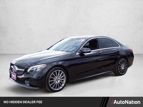 Used 2019 Mercedes-Benz C 300 4MATIC Sedan image 1