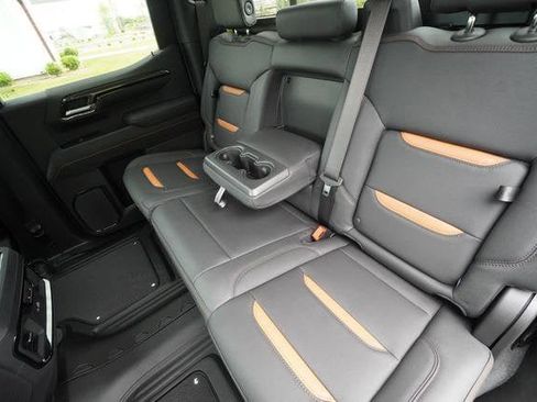 New 2026 GMC Sierra 1500 AT4 w/ AT4 Premium Package AWD/4WD image 32