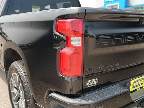 Used 2024 Chevrolet Silverado 1500 RST AWD/4WD image 9