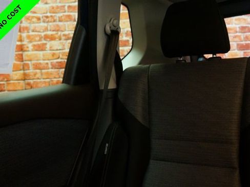 Used 2023 Nissan Rogue SV image 54