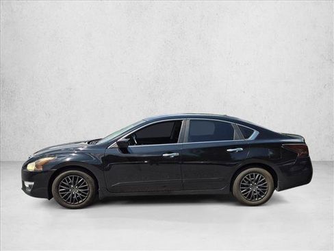 Used 2015 Nissan Altima 2.5 S w/ Power Driver Seat Package FWD image 6