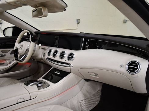 Used 2017 Mercedes-Benz S 550 Cabriolet image 14