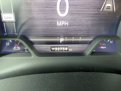 Used 2025 RAM 1500 Laramie image 5