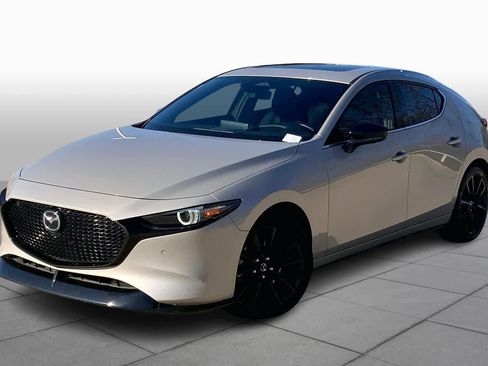 Used 2024 MAZDA MAZDA3 Hatchback w/Premium Plus Pkg image 1