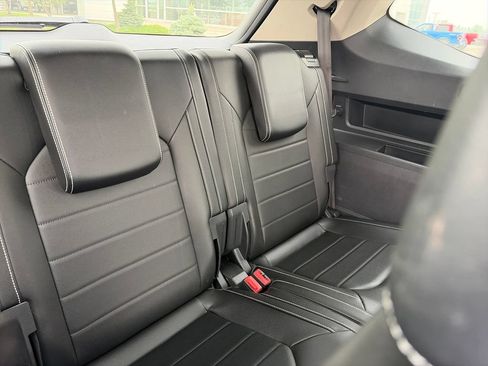 Used 2021 Volkswagen Atlas SEL Premium AWD/4WD image 33