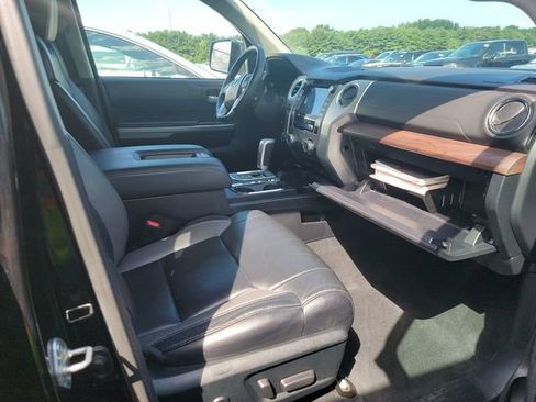Used 2020 Toyota Tundra Limited w/ Limited Premium Package AWD/4WD image 12