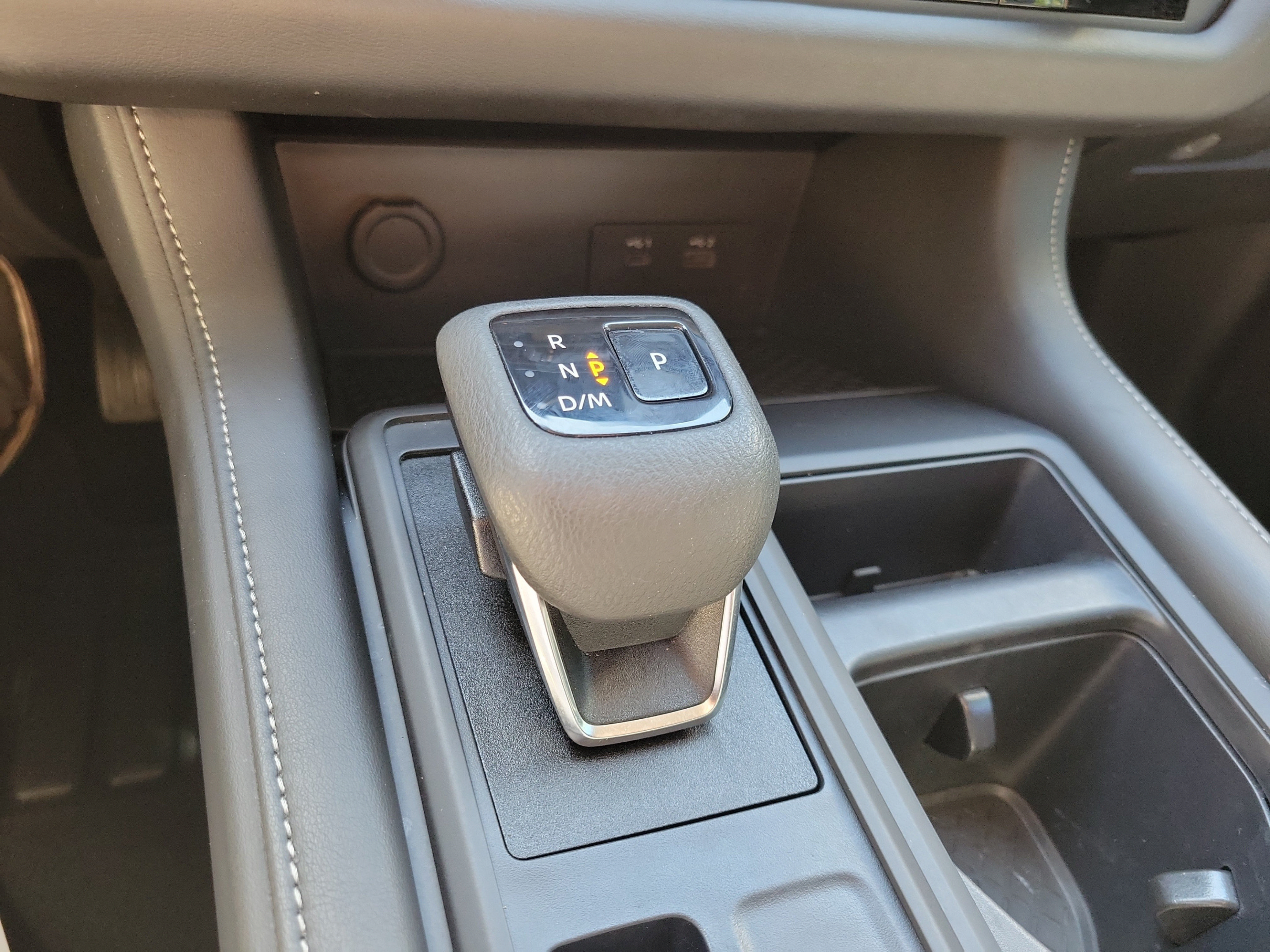 Certified 2024 Nissan Pathfinder S w/ Cargo Package FWD image 27