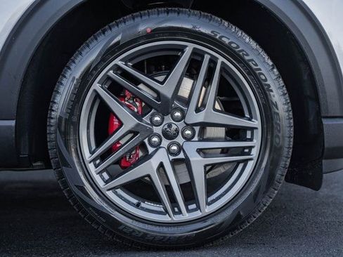 New 2026 Ford Explorer ST w/ Sun And Sound Package image 29