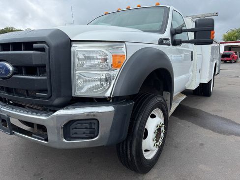 Used 2015 Ford F550 4x4 Regular Cab Super Duty image 9