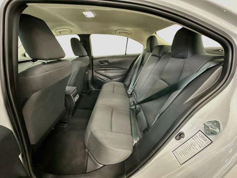 Used 2025 Toyota Corolla LE FWD image 29