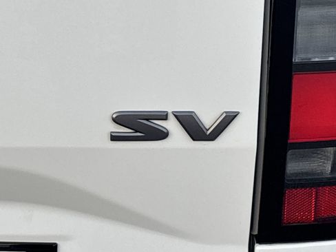 Used 2023 Nissan Frontier SV w/ Technology Package image 9