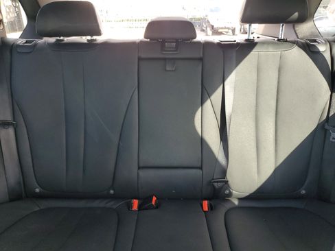 Used 2017 BMW X5 xDrive40e image 33