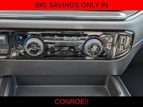 Used 2023 Chevrolet Silverado 1500 ZR2 w/ Technology Package AWD/4WD image 21