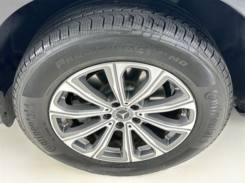 Certified 2025 Mercedes-Benz GLC 300 4MATIC image 31