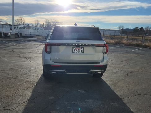 New 2026 Ford Explorer Active image 10