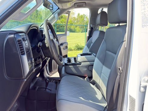 Used 2019 Chevrolet Silverado 3500 W/T w/ WT Convenience Package AWD/4WD image 3