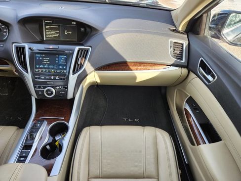 Used 2018 Acura TLX V6 SH-AWD w/ Technology Pkg image 17