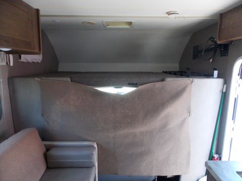 Used 2018 Ford E-350 and Econoline 350 Super Duty w/ Motorhome Prep Package image 19