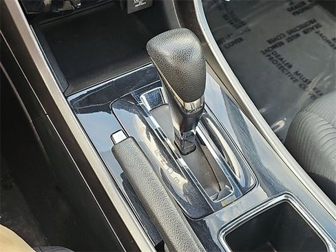 Used 2016 Honda Accord LX-S image 13