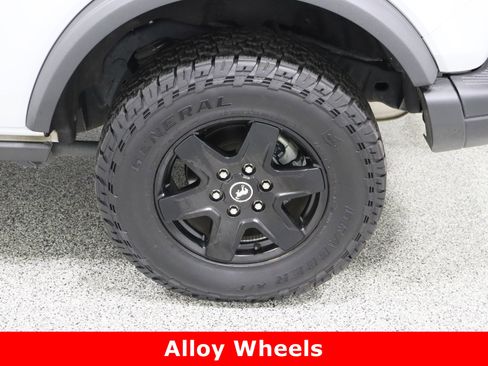 Used 2024 Ford Bronco Black Diamond image 10