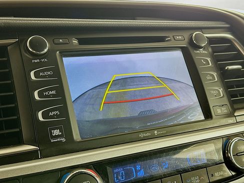 Used 2015 Toyota Highlander Limited Platinum image 23
