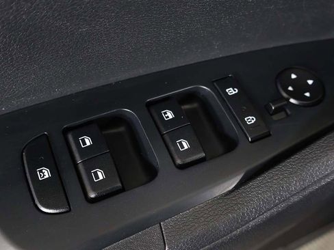 Used 2024 Kia Sportage LX image 33