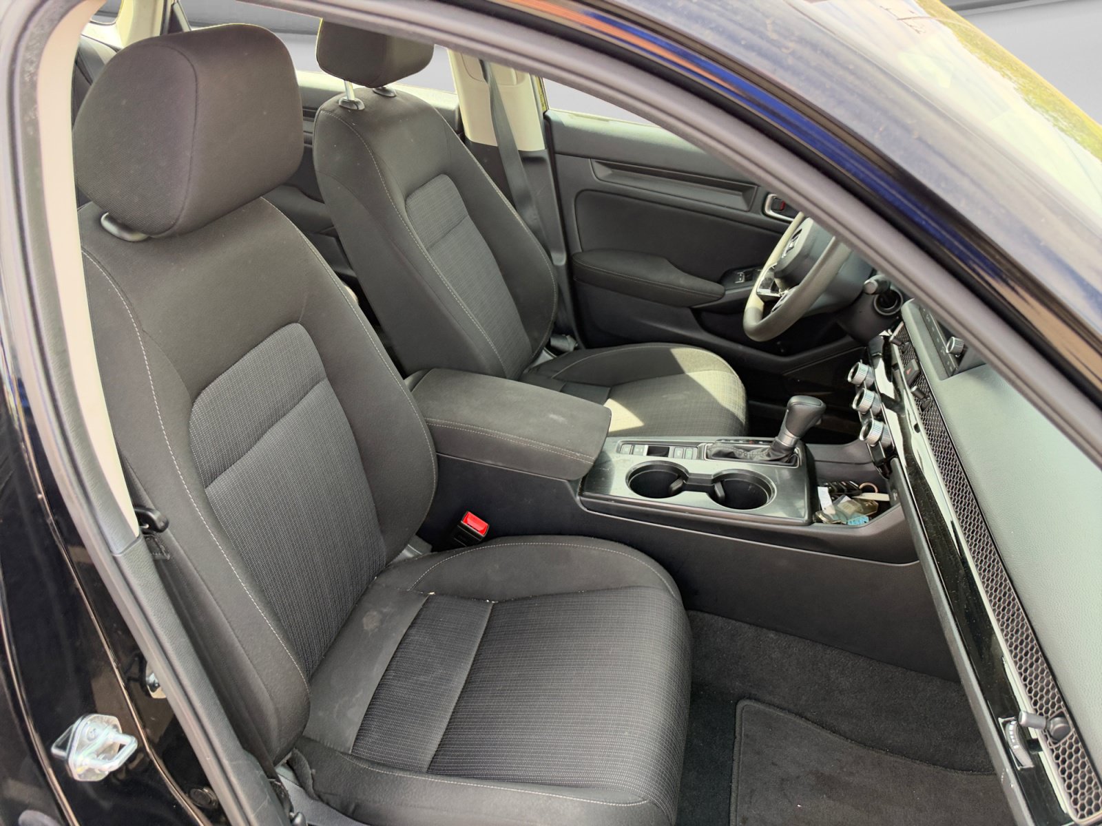 Used 2025 Honda Civic LX image 28