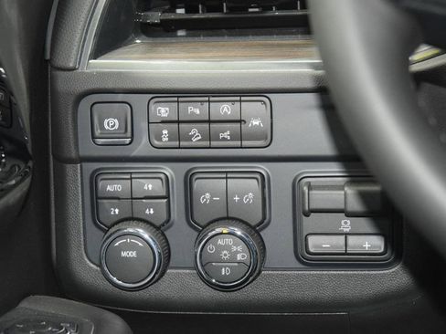 New 2026 Chevrolet Tahoe Premier AWD/4WD image 35