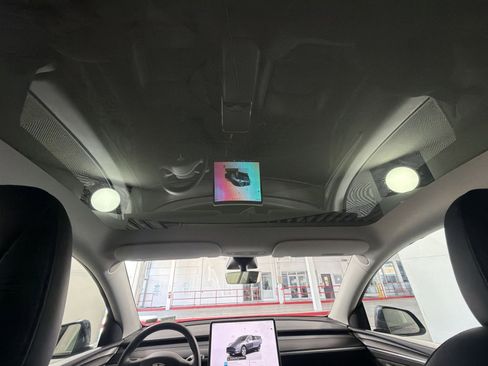 Used 2023 Tesla Model Y Long Range image 24